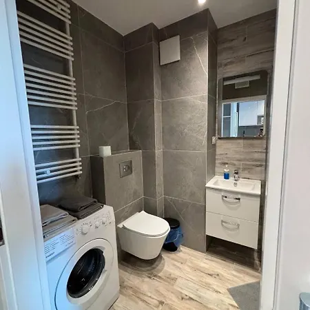 Ostin A41 Apartment Warsaw Exterior photo